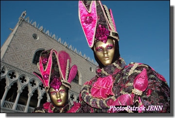 masques v&eacute;nitiens du carnaval de Venise
